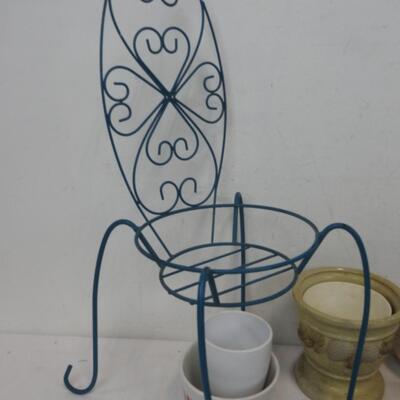 Gardening DÃ©cor: Metal Chair Pot Holder, Spray Nozzle, 12 Flower Pots