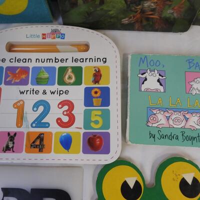 10 Children's Books: Board Books, Clever Creatures, Dada, I'm Frog