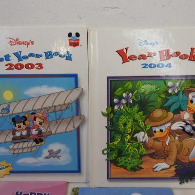 11 Kids Books: Disney's Year Book, 1994, Moana, Wall E