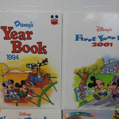 11 Kids Books: Disney's Year Book, 1994, Moana, Wall E