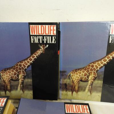 Wildlife Fact File, Complete