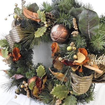 Christmas Wreath, 25" Wreath, Gold and Red