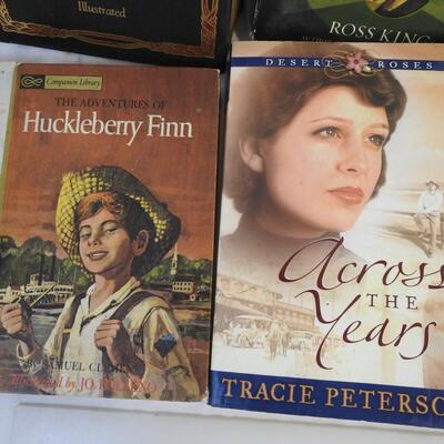 10 Books: Firefly Lane, Huckleberry Finn, Return of the Jedi