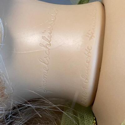 Annette Himstedt, "Himmelschlusselchen " Doll w/ Kleine Hummel