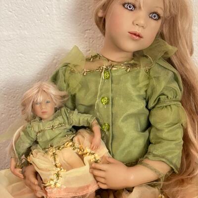 Annette Himstedt, "Himmelschlusselchen " Doll w/ Kleine Hummel