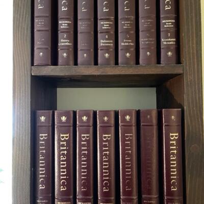 Lot 39 Collection Britannica Royal Burgundy Set 32 Volumes Limited Edition
