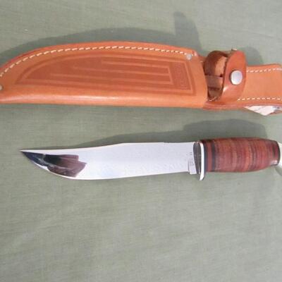 LOT 3  CASE XX FIXED BLADE KNIFE WITH SHEATH