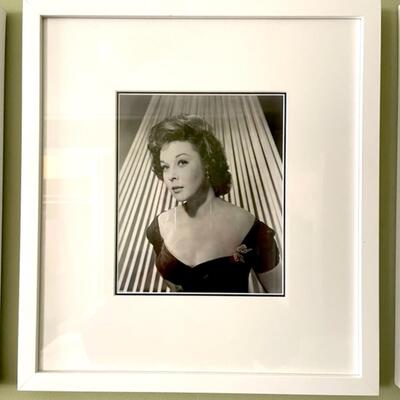Lot 67 Framed Photo Actress Susan Hayward 15x17