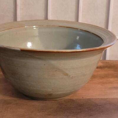 Lot 19: Vintage Signed Green & Brown Pottery Bowl