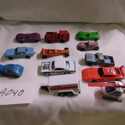 Item A040 Mixed collection of small cars