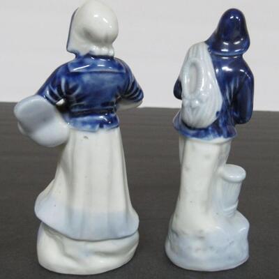 Occupied Japan Pair Blue and White Dutch Figurines