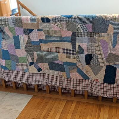 Handmade Geometric Shape Quilt for Queen Bed