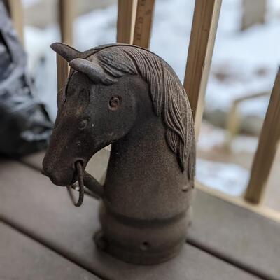 Cast Iron Horse Head Hitching Post