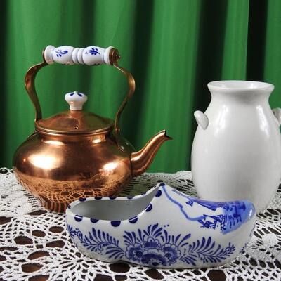 Trio of kitchen items