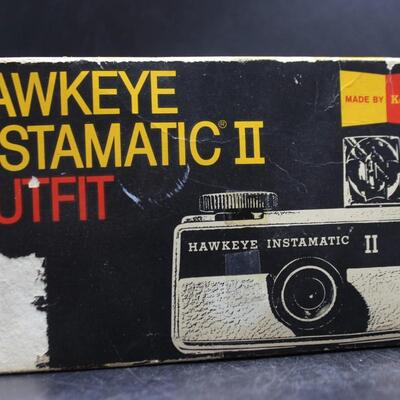 Vintage Complete Kodak Camera Hawkeye Instamatic II Outfit