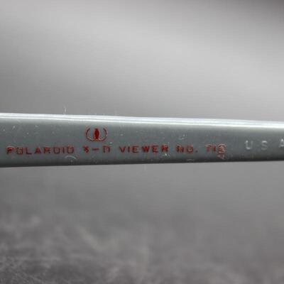 Vintage Polaroid 3 Dimensional Picture Viewer Glasses