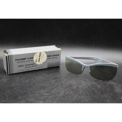 Vintage Polaroid 3 Dimensional Picture Viewer Glasses