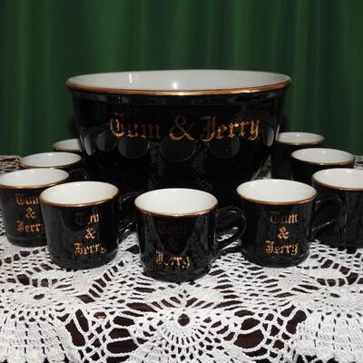 Tom and Jerry punch bowl set