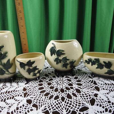 Vintage royal Copley ivy planters