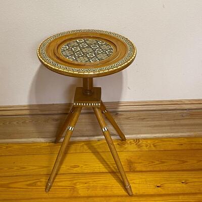 Inlaid Small Wood Round Side Table