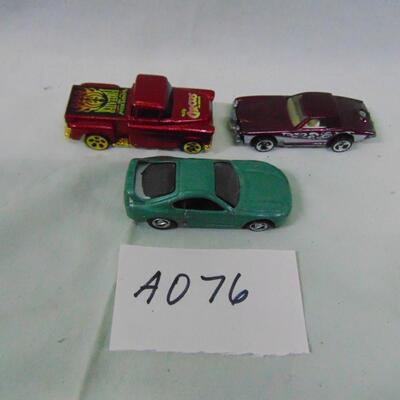 Item A076 Hot Cars and Matchbox