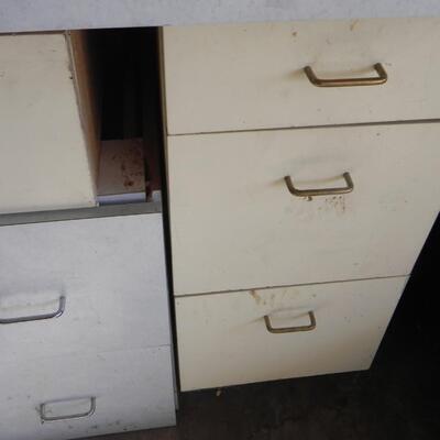 LOT 110 CABINETS AND BENCH