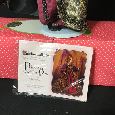 Lot 100: Paradise Galleries Treasury Collection Fairytale Dolls - Beauty, Bo-Peep, Little Red Riding Hood & Princess & The Pea