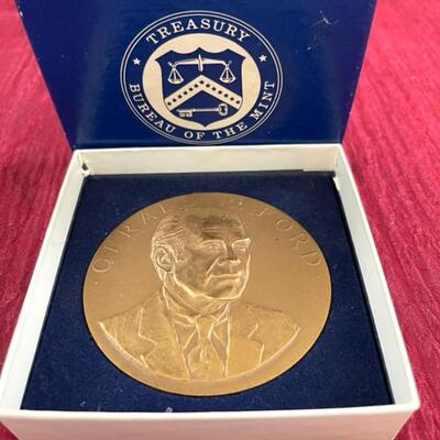 Lot 97 President Gerald Ford Presidential Medal US Mint