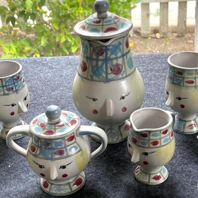 Lot 109 Figural Tea Set Pot Cups Cream Sugar 11pcs