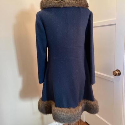 Lot 154 Vintage Navy Blue Coat Fur Collar Size 8-10