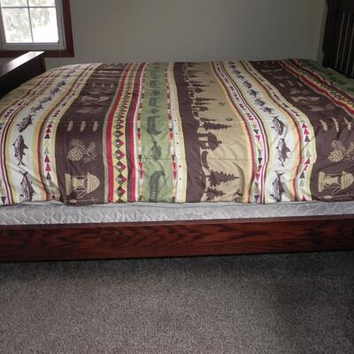 LOT 24  QUEEN SIZE WOODEN BED