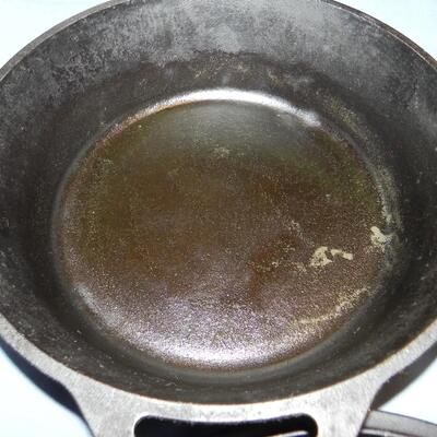 LOT 65   CAST IRON SKILLETS