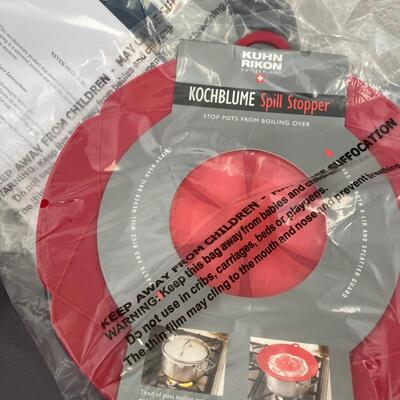 Lot of NEW Kitchen Gadgets