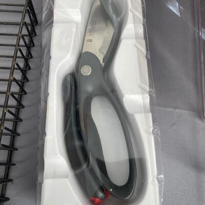 Lot of NEW Kitchen Gadgets