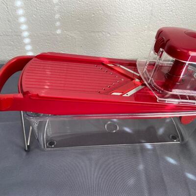 Lot of NEW Kitchen Gadgets