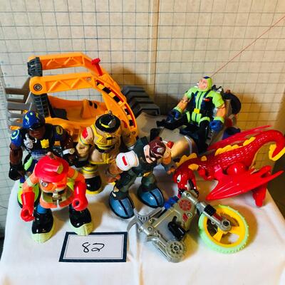 Lot of Action Figure Toys & accessories