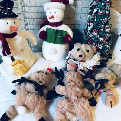 Christmas Train/ Teddy Bear Lot
