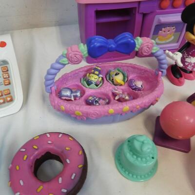 Toy Lot: Hatchimals, Disney, Cat Hat, Globe