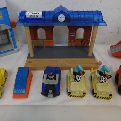 15 pc Toys: Police Station, Cars, Trucks, Train Station, Construction. Minnie