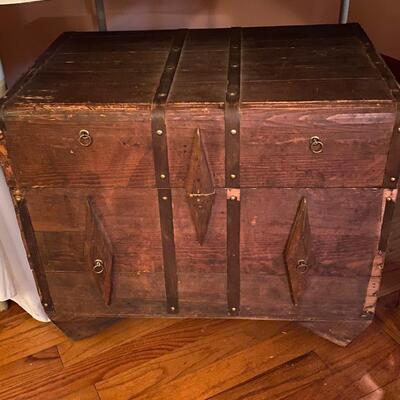 Small vintage wooden trunk
