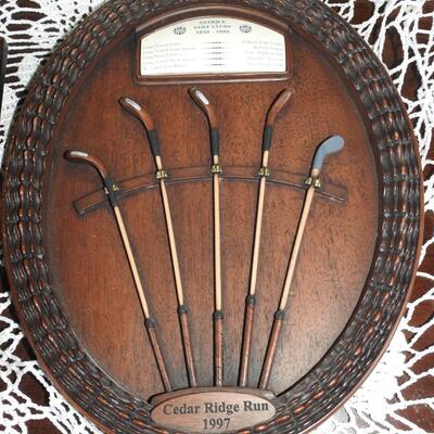 Golfing wall plaques