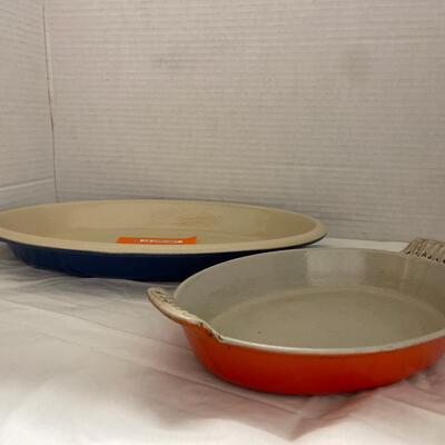 F540 Set of Two Vintage Le Creuset Oval Dishes