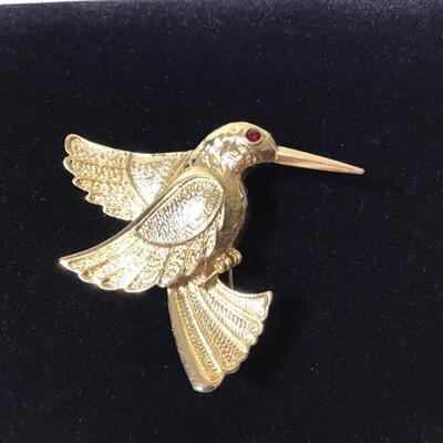 Vintage Hummingbird brooch