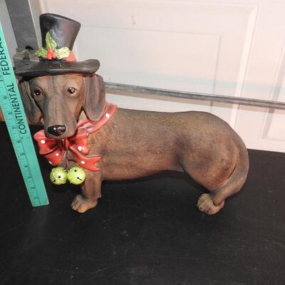 Beautiful lifelike resin dachshund