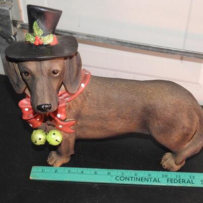 Beautiful lifelike resin dachshund