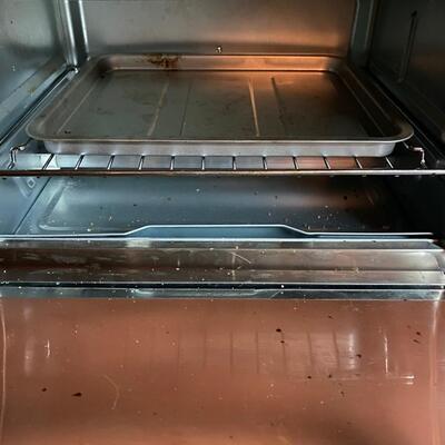 Black & Decker toaster oven