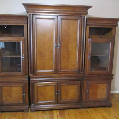 3 Piece TV Cabinet Console - Room For A 32