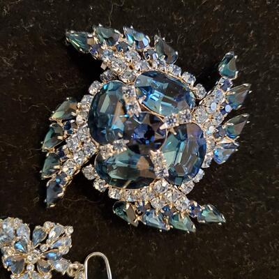 Vintage Kramer Rhinestone Brooch and Earrings