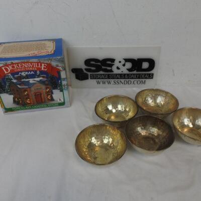 Dickensville Collectables Porcelain Lighted House, Library and 5 Gold Tin Bowls