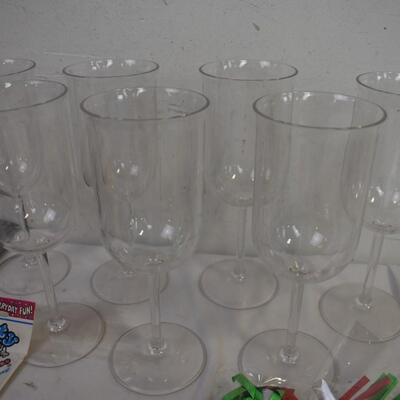19 pc Party Supplies, Plastic Goblets, Streamers, Toity Tunes, Balloons